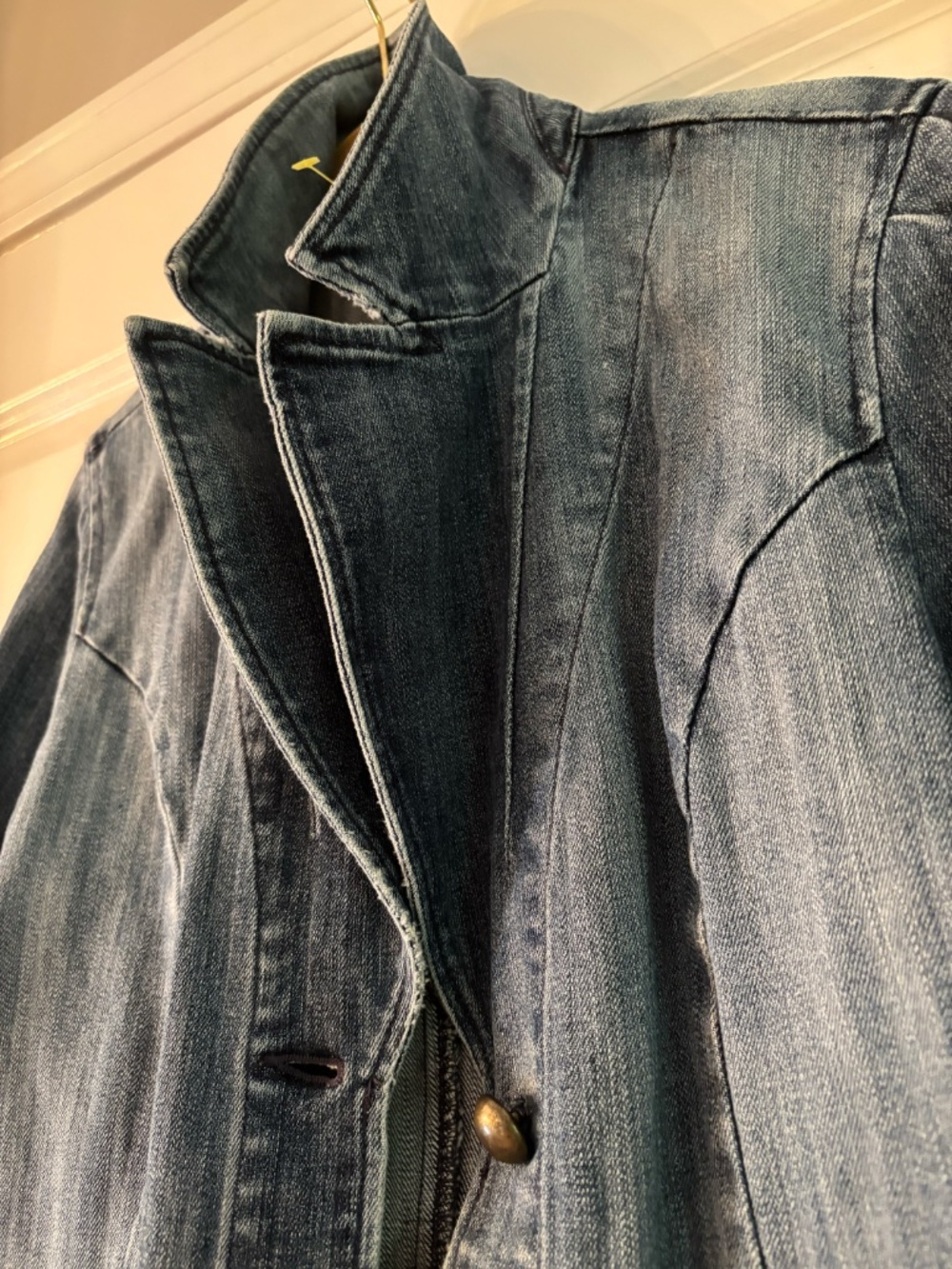 INC International Concepts Denim Jacket Brass Button Stretch Jean Jacket Size M - Picture 12 of 16